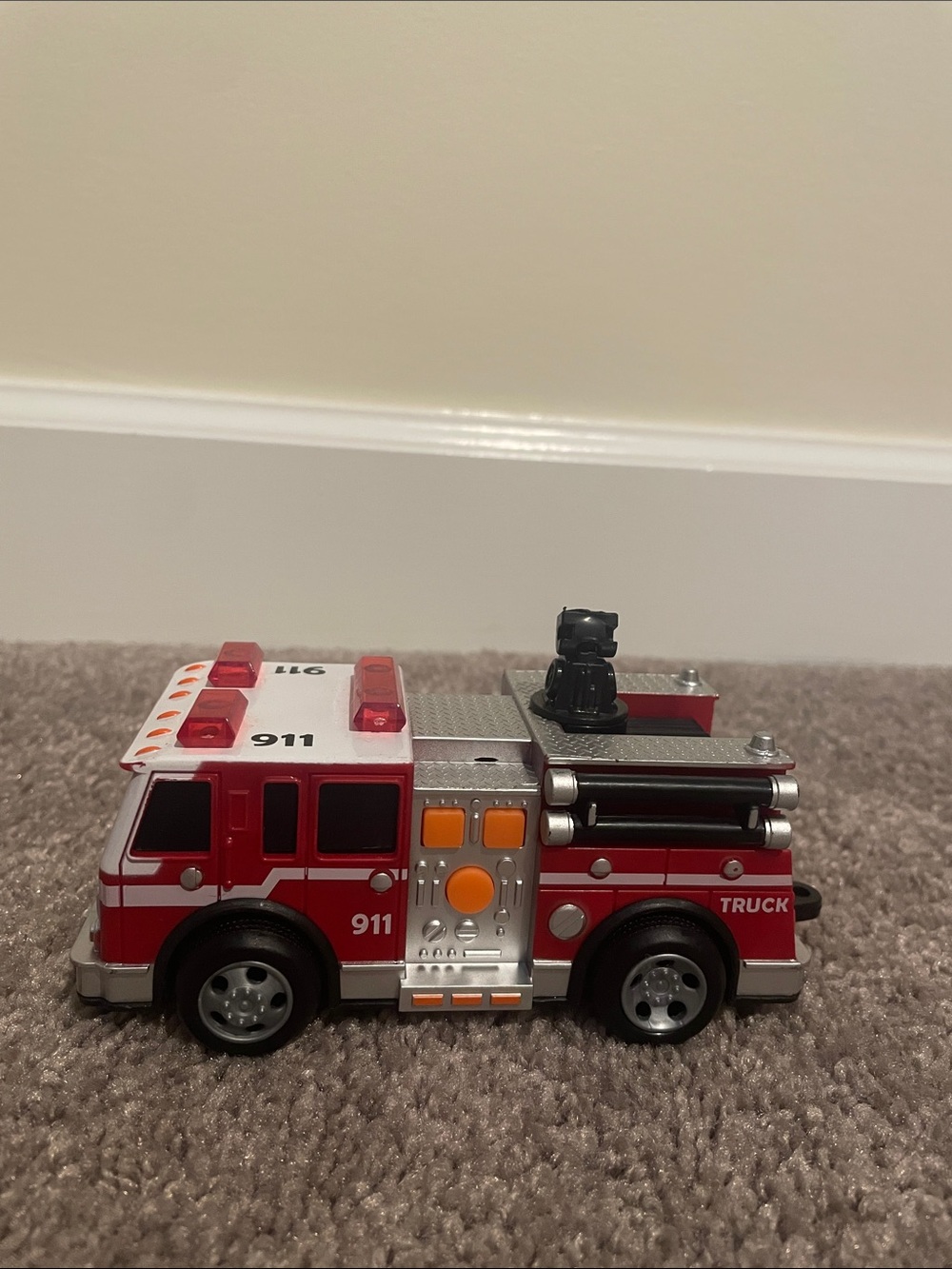 Maxx Action Firetruck